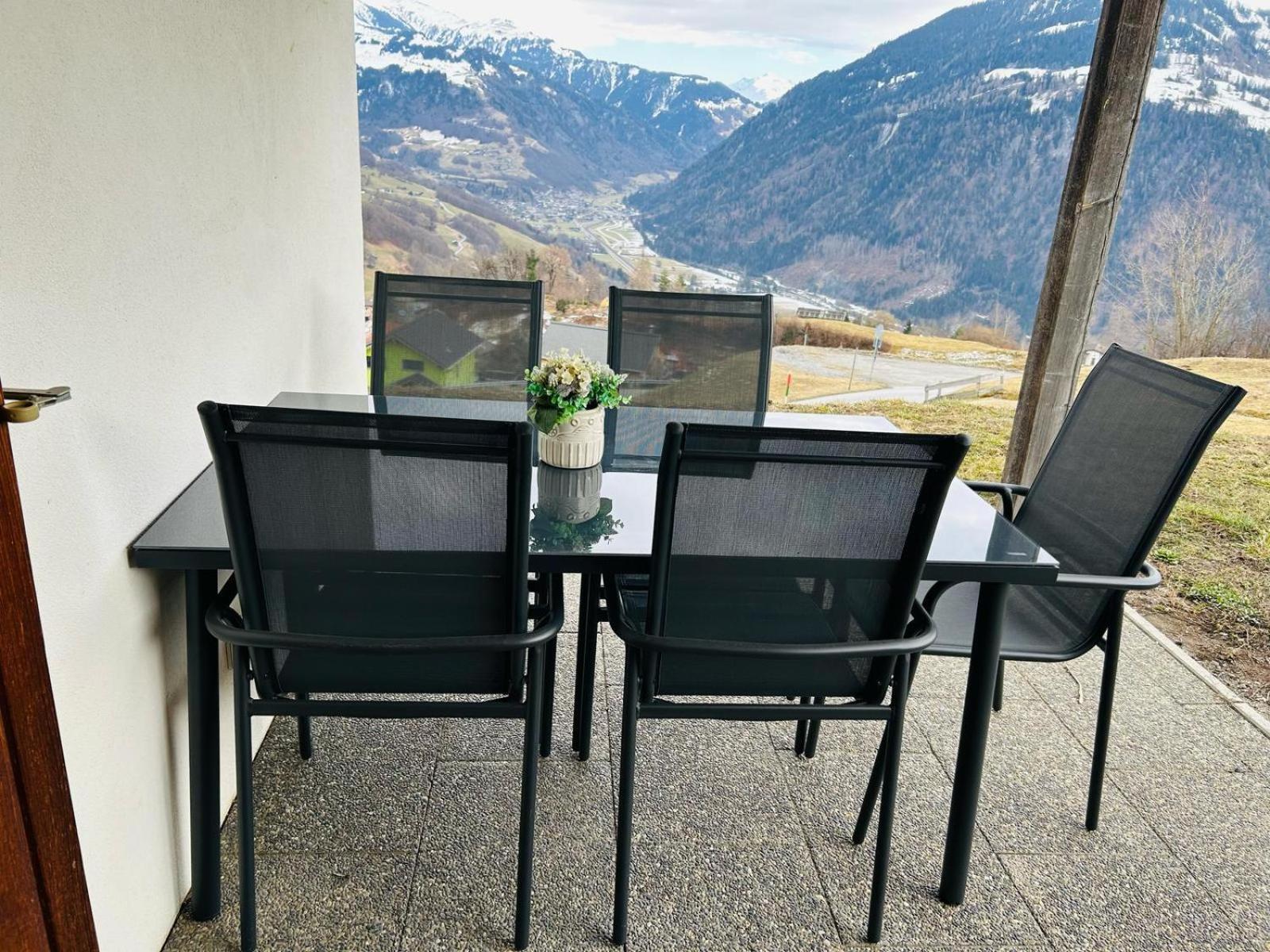 Flensa-ferienwohnung Apartmán Seewis im Prätigau
